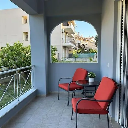 Margarita'S Getaway Appartement Patras Buitenkant foto